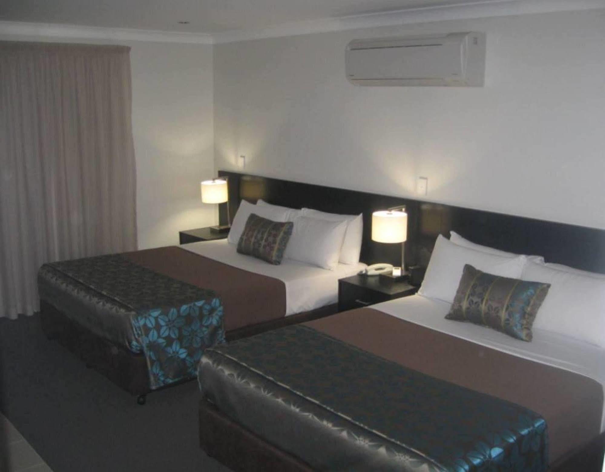 Royal Motel Miles Ngoại thất bức ảnh